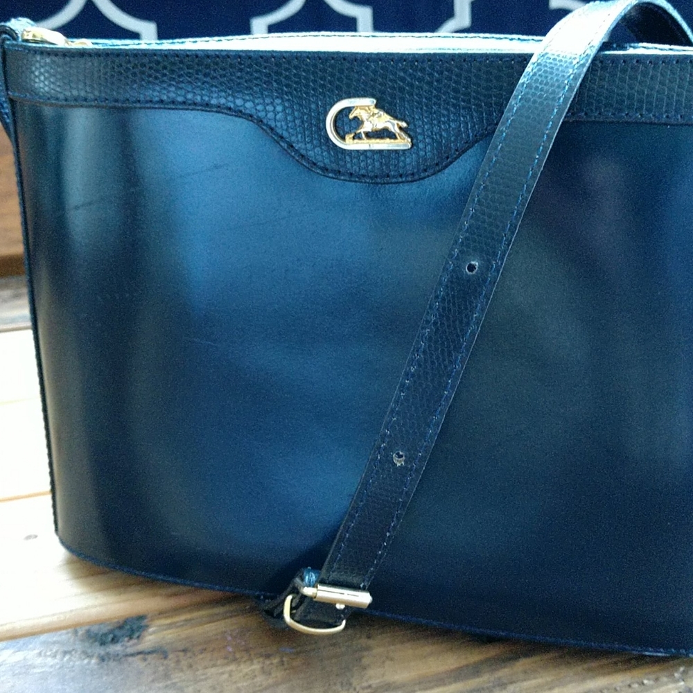 VTG navy blue Cristian handbag